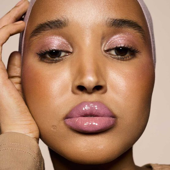 Gloss Bomb CreamGloss Labial Mauve Wives